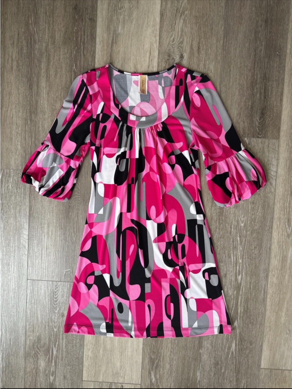 Abstract Pink Scoop-Neck Mini Dress with Ruffle Sleeves